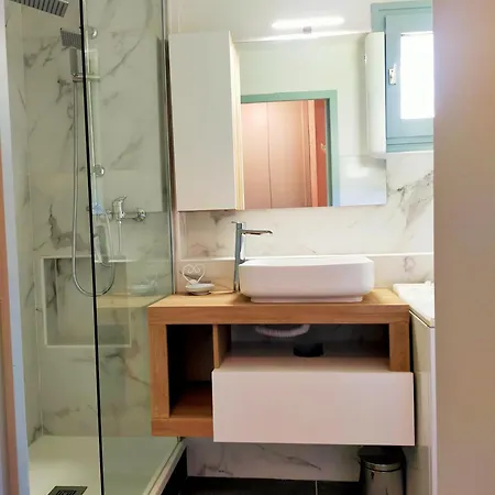 Ovgmontgenevre Apartment